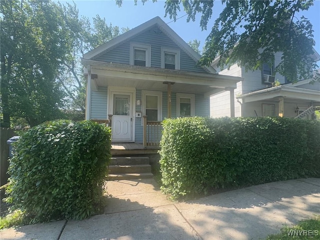 113 Hamilton St, Buffalo, NY 14207 - view of front of home featuring covered porch