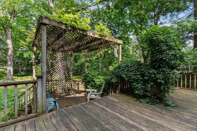 814 Oswego St, Salina, NY 13088 - wooden terrace featuring a pergola