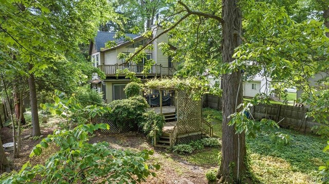 814 Oswego St, Salina, NY 13088 - back of property featuring a deck
