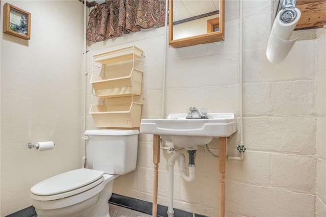 61 Avondale Rd, Irondequoit, NY 14622 - bathroom featuring toilet