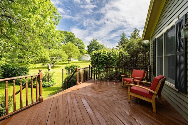 4 Park Pl E, Bloomfield, NY 14469 - wooden terrace featuring a lawn