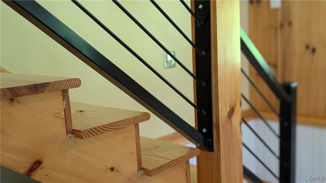 6234 Reservoir Rd, Lebanon, NY 13346 - view of stairs