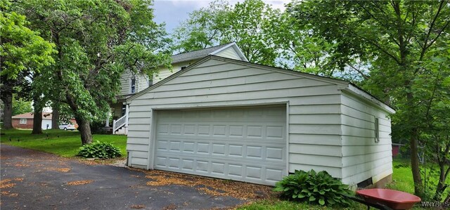7029 Akron Rd, Lockport Town, NY 14094 - view of detached garage