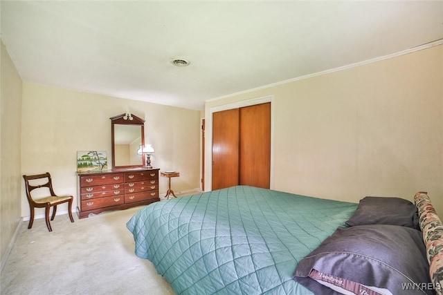 664 Upper Mountain Rd, Lewiston, NY 14092 - carpeted bedroom with a closet and baseboards