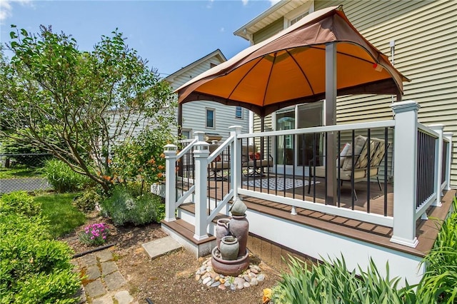 207 Wimbledon Rd, Irondequoit, NY 14617 - view of side of property with a gazebo