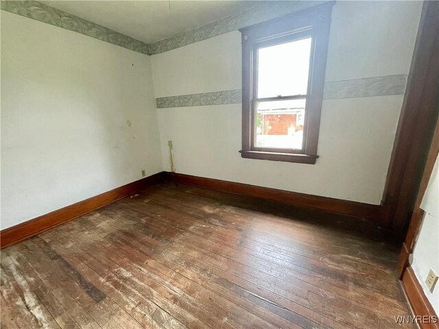 640 Elmwood Ave, Niagara Falls, NY 14301 - photo 7