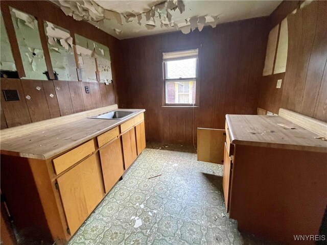640 Elmwood Ave, Niagara Falls, NY 14301 - photo 9