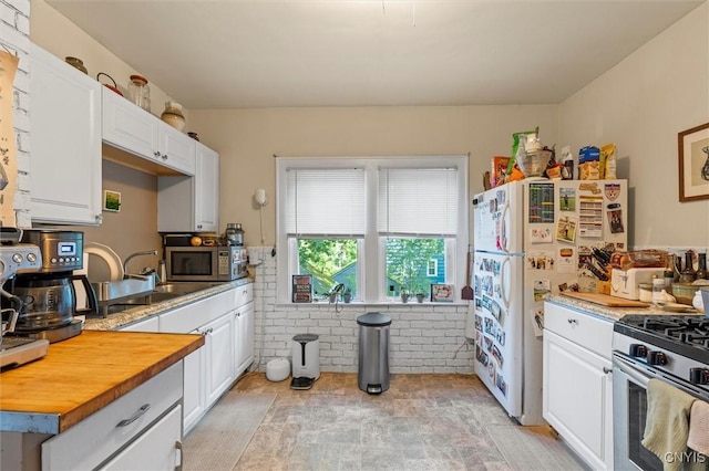 315 Wolcott Ave, Syracuse, NY 13207 - photo 17