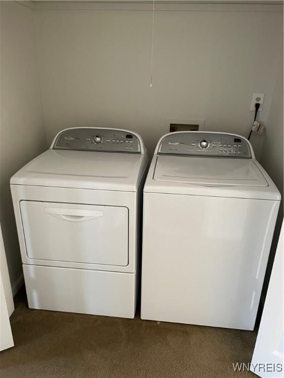 138 Charter Oaks Dr Unit B, Amherst, NY 14228 - laundry area with washing machine and clothes dryer and dark carpet
