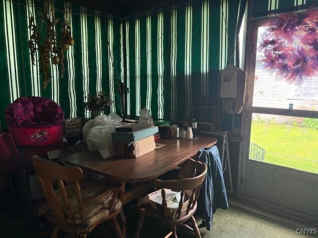 213 N Madison St, Rome-Inside, NY 13440 - view of sunroom / solarium