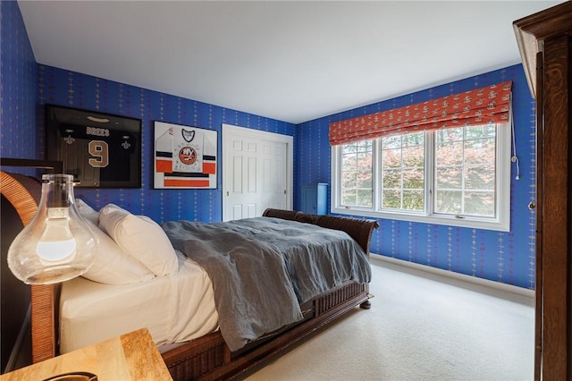 7974 Oak Brook Cir, Pittsford, NY 14534 - carpeted bedroom with wallpapered walls and baseboards