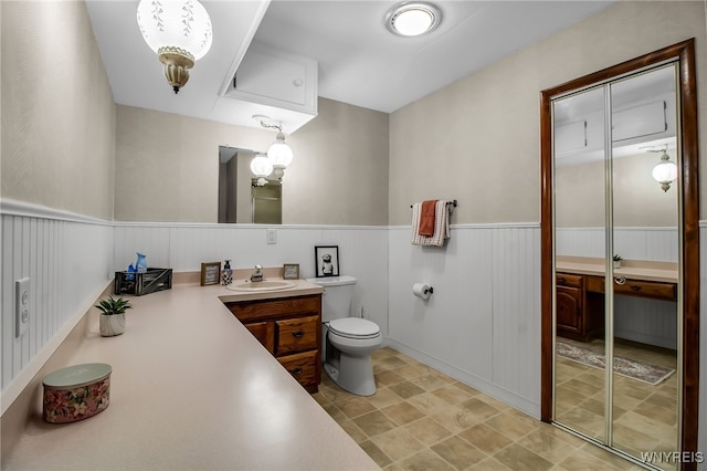 774 Loretta St, Tonawanda-Town, NY 14150 - full bathroom featuring a wainscoted wall and vanity