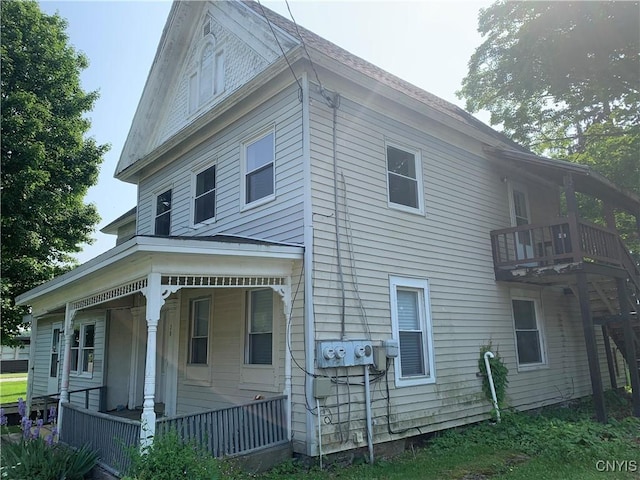 20 Park Ave, Sandy Creek, NY 13083 - view of home's exterior with covered porch