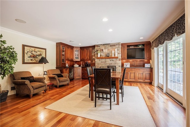 14 Creekside Ln, Pittsford, NY 14618