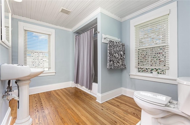 351 Jefferson Ave, Perinton, NY 14450 - full bathroom featuring crown molding, curtained shower, and wood finished floors