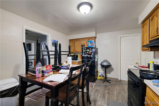 2320 Niagara St, Niagara Falls, NY 14303 - dining room with wood finished floors and baseboards