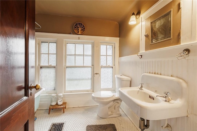 324 Canterbury Rd, Rochester, NY 14607