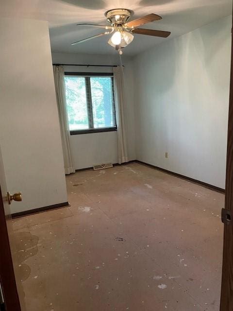 824 Franklin St, Skaneateles, NY 13152 - unfurnished room with a ceiling fan and baseboards