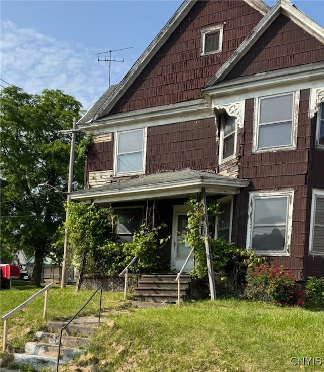 189 E Clark St, German Flatts, NY 13357 - view of front of home with a front yard