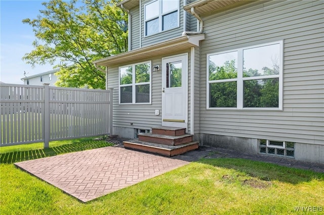 6 Hedge Ln, Lancaster, NY 14086 - property entrance featuring a patio