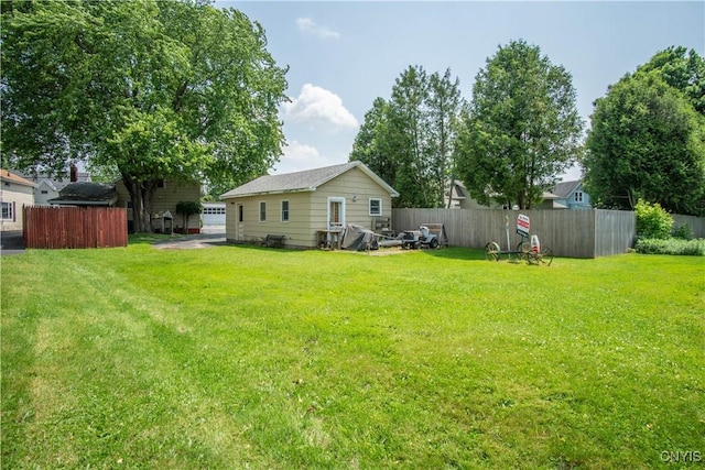 225 Breen Ave, Watertown-City, NY 13601 - view of yard