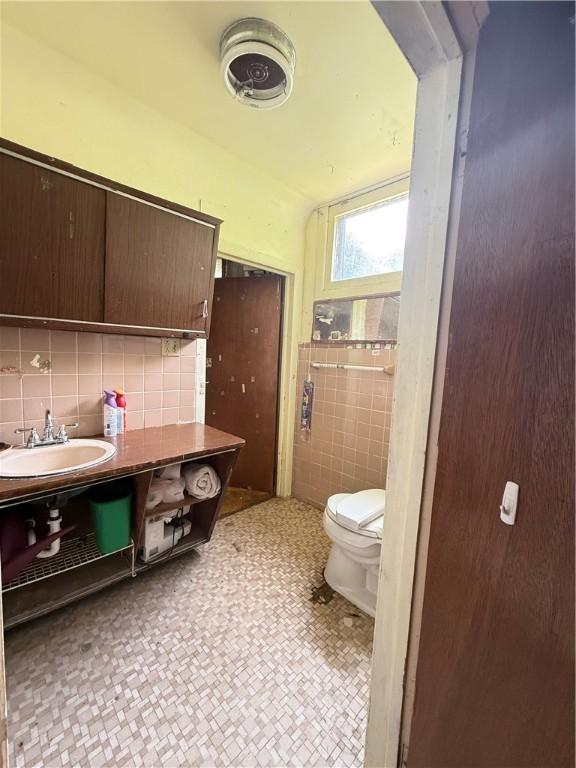 227 Fall St, Seneca Falls, NY 13148 - photo 9