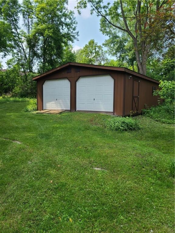 1324 New Seabury Ln, Victor, NY 14564 - view of detached garage