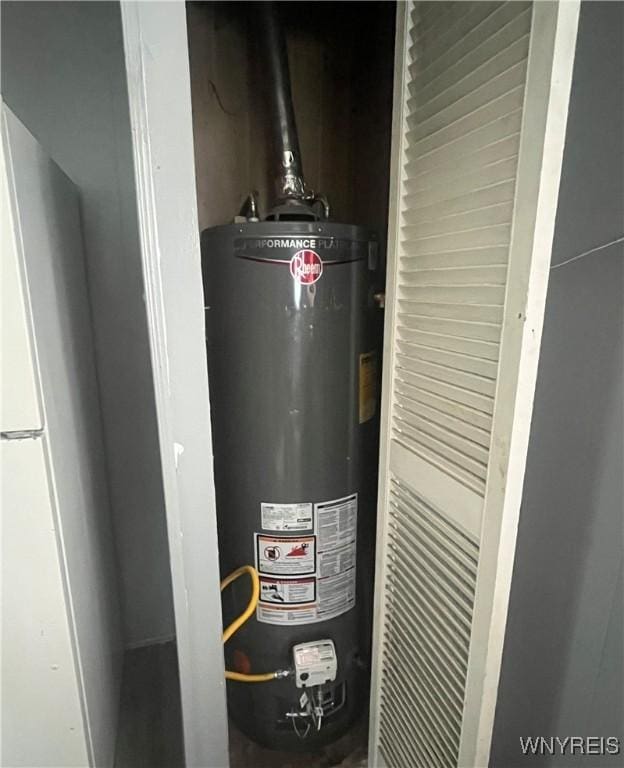 129 Liddell St, Buffalo, NY 14212 - utility room featuring gas water heater