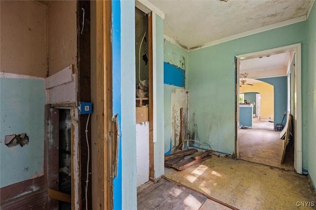 207 Boyden St, Syracuse, NY 13203 - miscellaneous room featuring arched walkways
