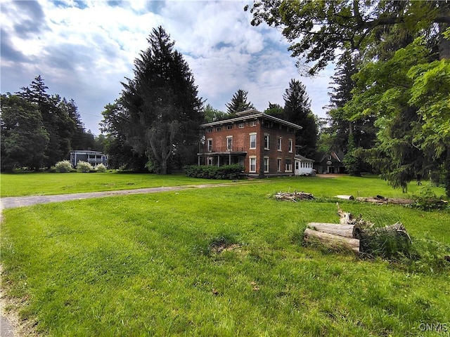 756 Herkimer Rd, Utica, NY 13502 - view of green lawn