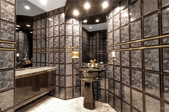 40 Waterfront Cir, Buffalo, NY 14202 - wine area featuring tile walls