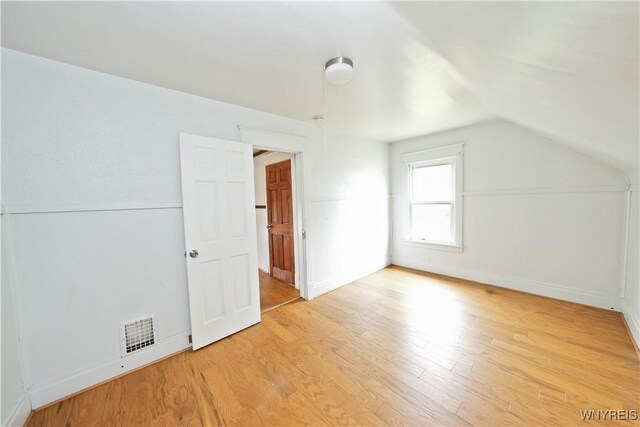 377 Pine Ridge Rd, Cheektowaga, NY 14225 - bonus room featuring light wood-style floors and lofted ceiling