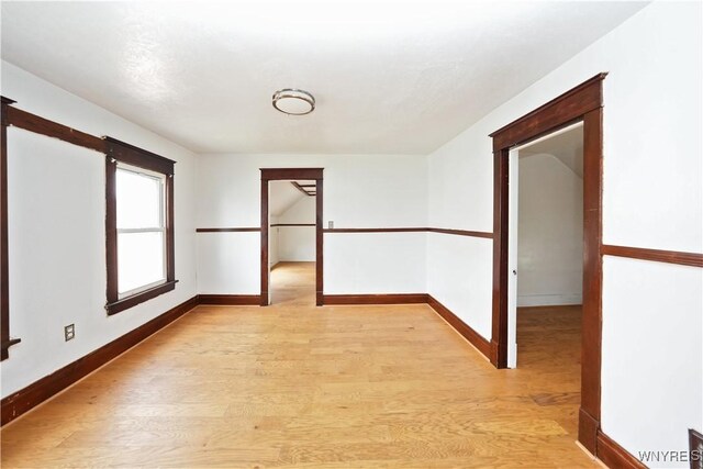 377 Pine Ridge Rd, Cheektowaga, NY 14225 - unfurnished room featuring light wood-type flooring and baseboards