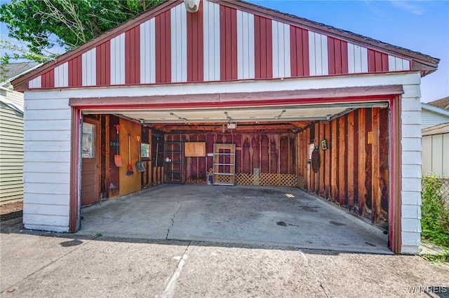 45 Eckhert St, Buffalo, NY 14207 - view of detached garage