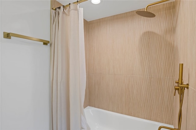 45 Croydon Rd, Rochester, NY 14610 - full bathroom with shower / tub combo