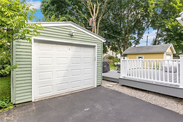 45 Croydon Rd, Rochester, NY 14610 - detached garage featuring driveway