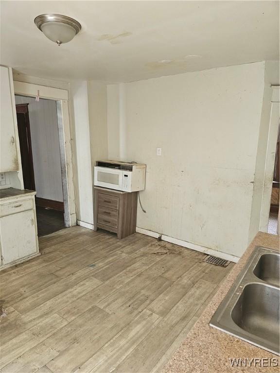 167 E St, Buffalo, NY 14207 - photo 22