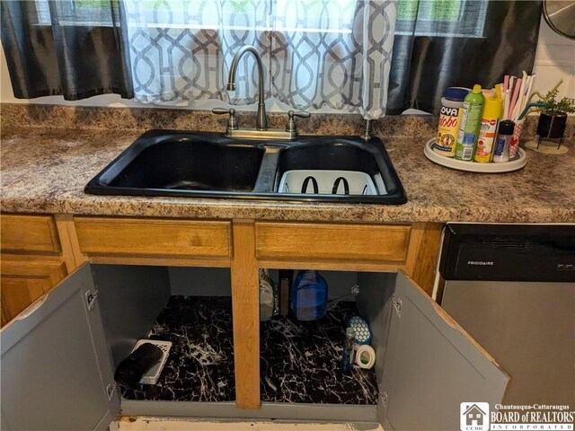 650 Barrows St, Jamestown, NY 14701 - photo 9