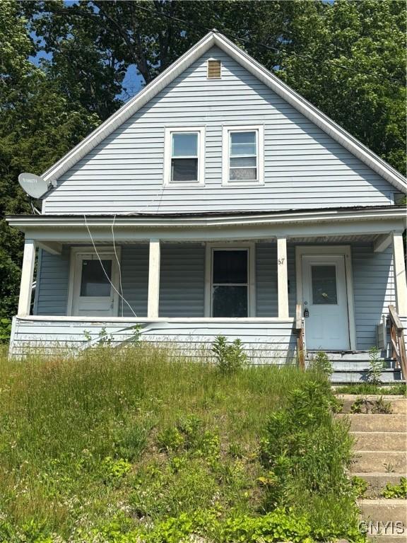 67 Montgomery St, Gloversville, NY 12078 - photo 1