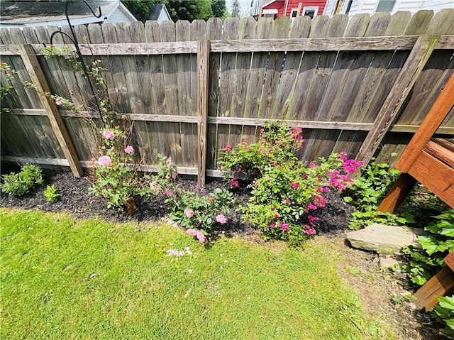 216 W William St Unit 201, Corning-City, NY 14830 - view of yard
