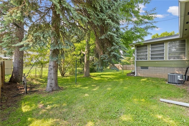 130 Quay Dr, Irondequoit, NY 14617 - view of yard