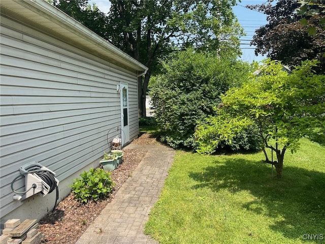 201 Sayles St, Oneida-Inside, NY 13421 - view of grassy yard