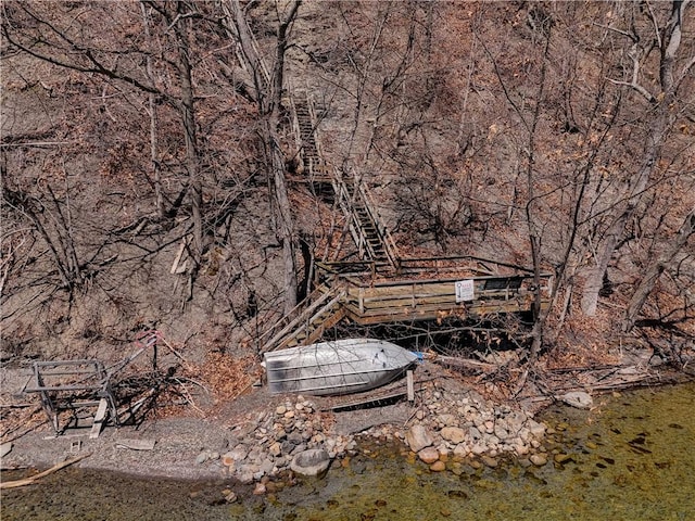 6121 Beechtree Dr, South Bristol, NY 14512 - view of yard