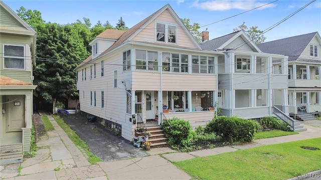314 Apple St, Syracuse, NY 13204 - view of front of home with covered porch