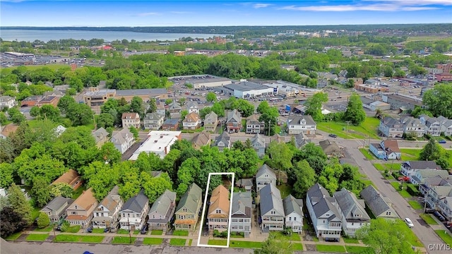 314 Apple St, Syracuse, NY 13204 - aerial perspective of suburban area featuring property parcel outlined and a large body of water