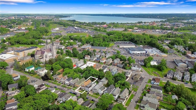 314 Apple St, Syracuse, NY 13204 - aerial view of property and surrounding area featuring a nearby body of water and nearby suburban area