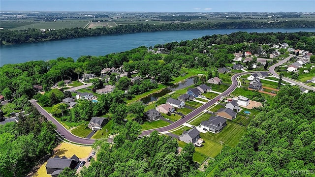 4267 Wolf Run Dr, Lewiston, NY 14092