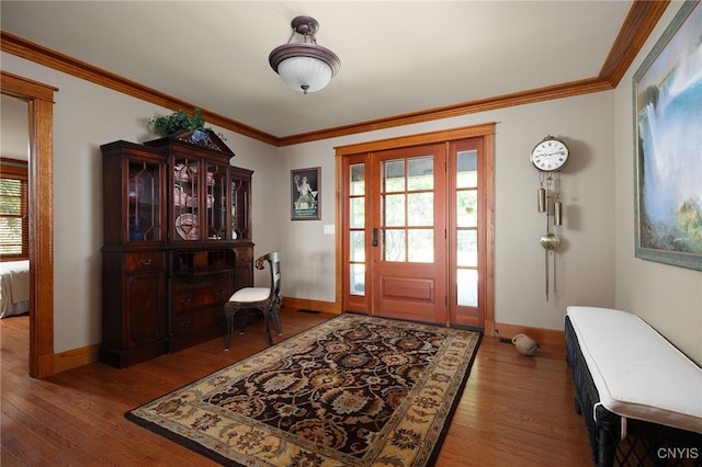 23986 Smith Rd, Alexandria, NY 13607 - foyer entrance with wood finished floors and ornamental molding