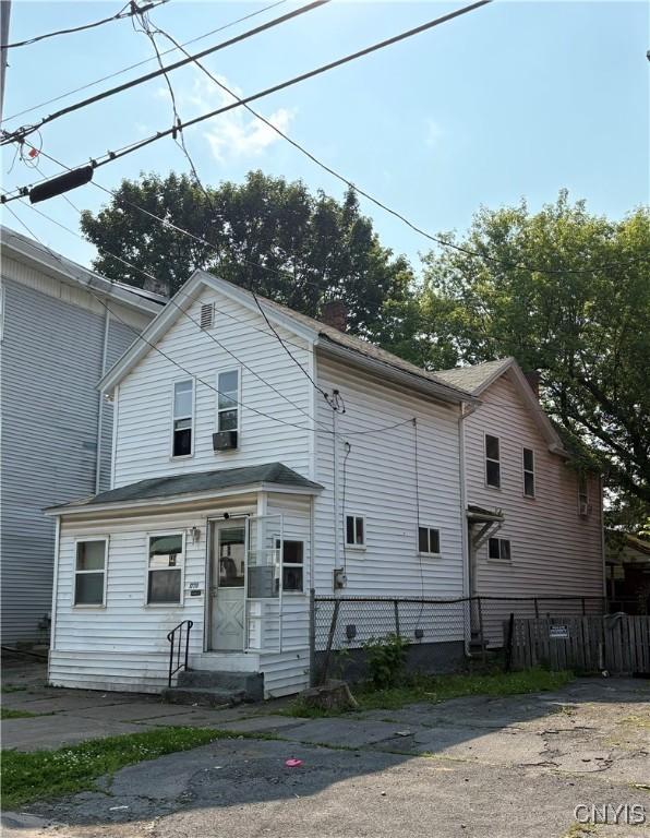 1230 Francis St, Utica, NY 13502 - traditional home with entry steps