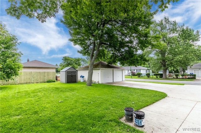 799 Beach Rd, Cheektowaga, NY 14225 - view of yard featuring a shed and a garage